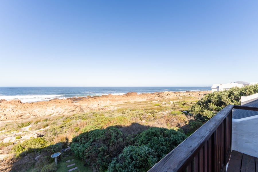 5 Bedroom Property for Sale in Sunny Seas Estate Western Cape